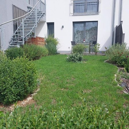 Ferienwohnung Markert - Neben Den Weinbergen รันเดอร์ซัคเคอร์ ภายนอก รูปภาพ